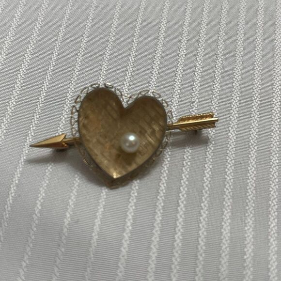 Krementz Gold Tone Heart Pearl Brooch Pin Signed - Picture 1 of 5
